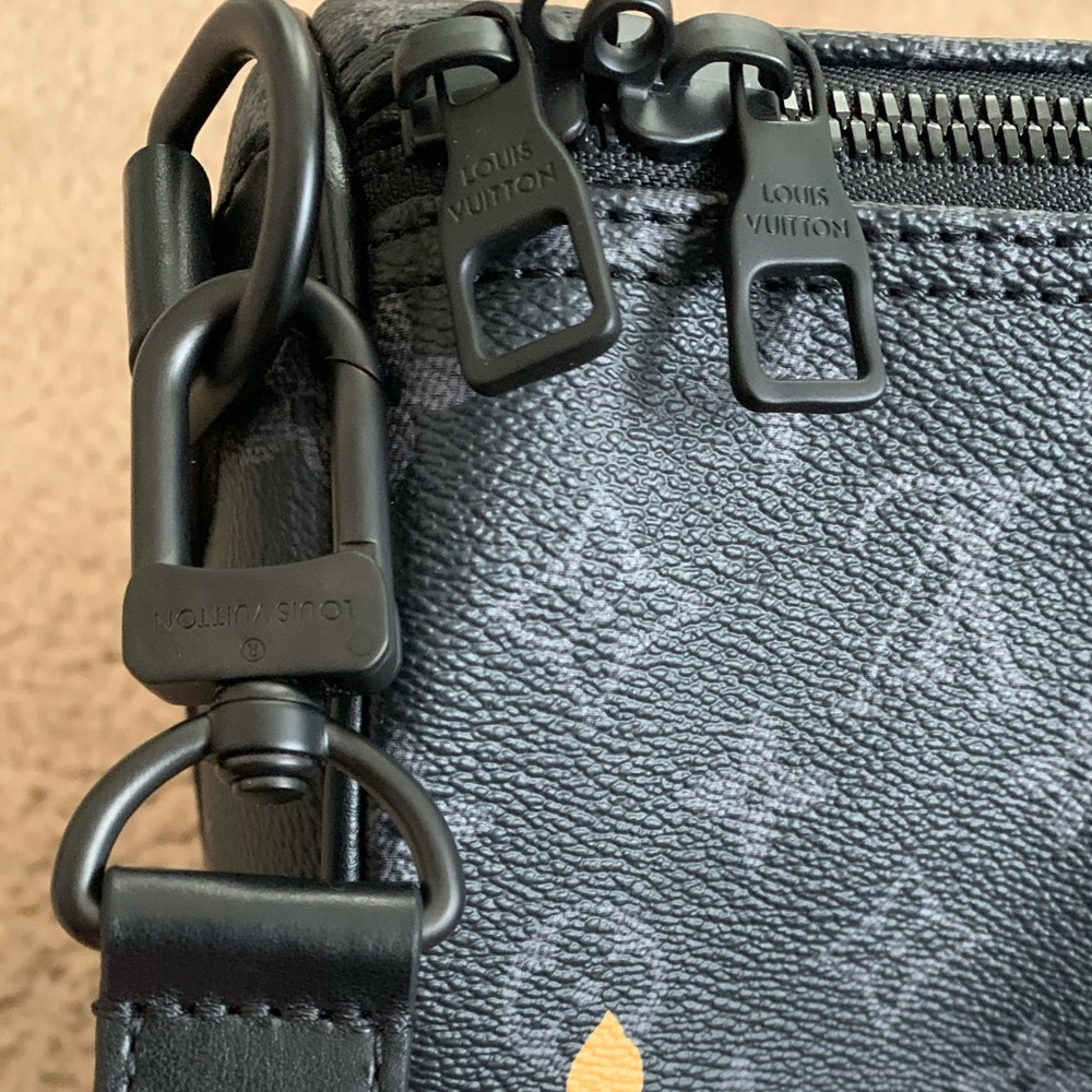 SOLD!!! NWT Louis Vuitton Foliage Keepall 50 - Picture 16 of 16